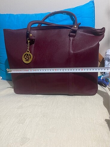 Bordo renkli büyük boy kalıp çanta - Görsel 2
