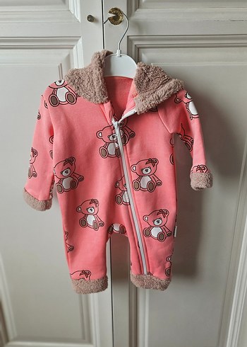 Kapüşonlu Pembe Bebek Tulumu Ayıcık Desenli - Görsel 4