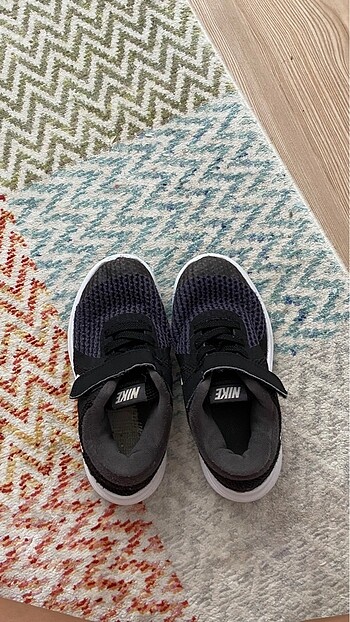 Nike Erkek çocuk Nike Spor Ayakkabı
