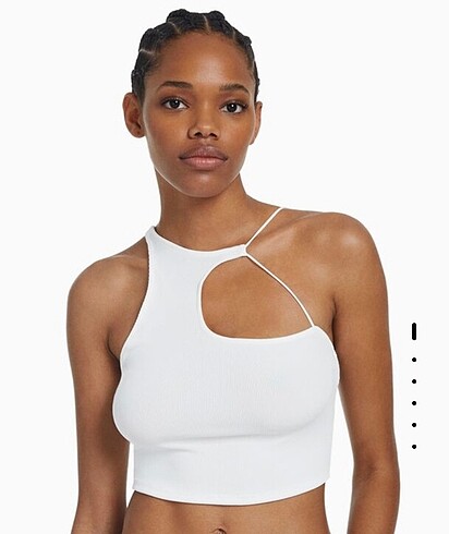 BERSHKA CROP TOP