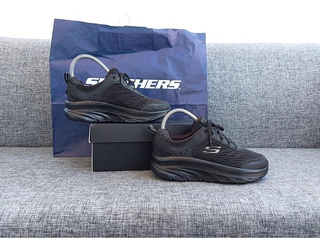 Skechers D?LUX-WALKER