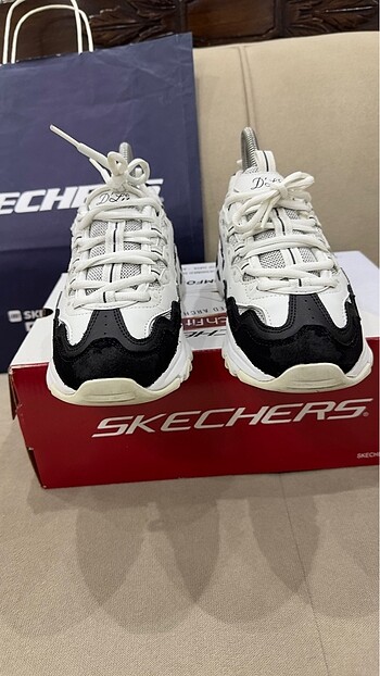 37,5 Beden Skechers kadın ayakakkabı