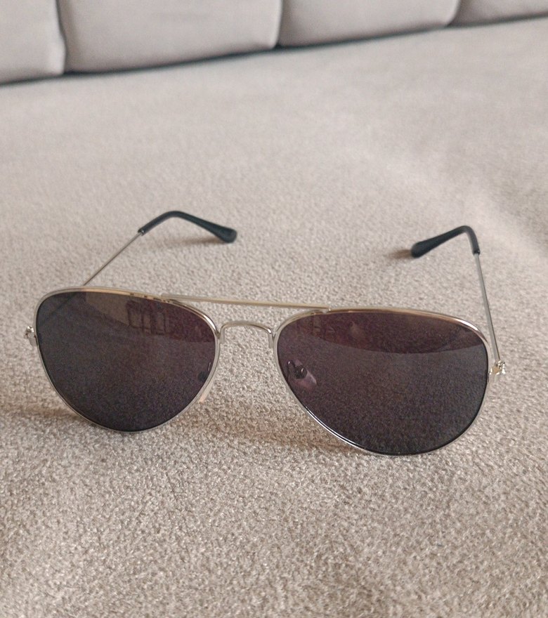 Gri Minimalist Kadın Güneş Gözlüğü - Görsel 5