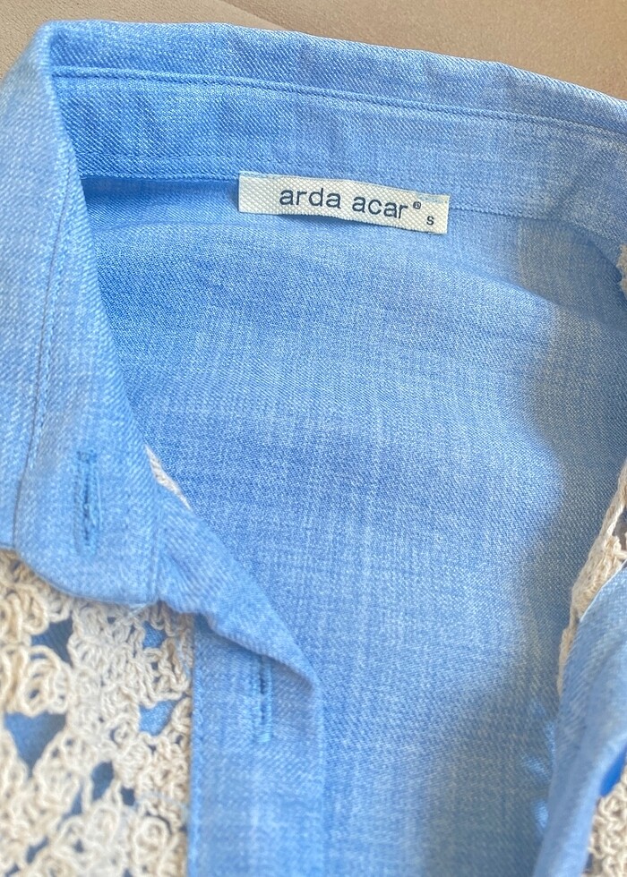 Mavi dantel detay gömlek - Görsel 3