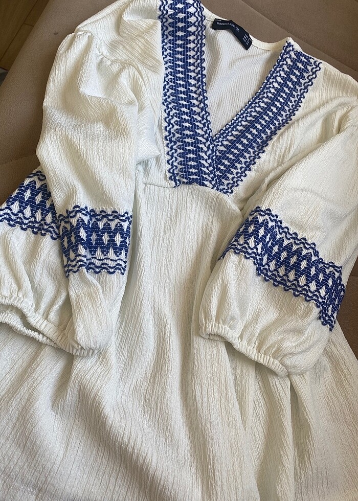 Nakış işlemeli bluz - Görsel 2