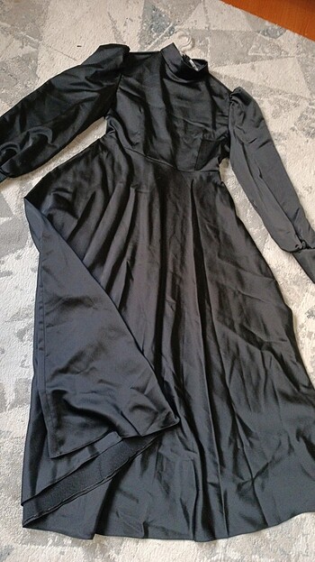 Saten a kesim elbise - Görsel 2