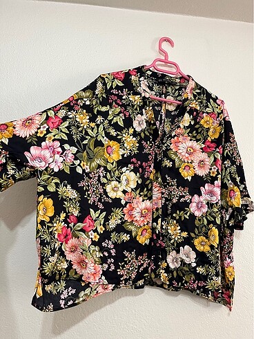 Çiçekli Zara gömlek bluz
