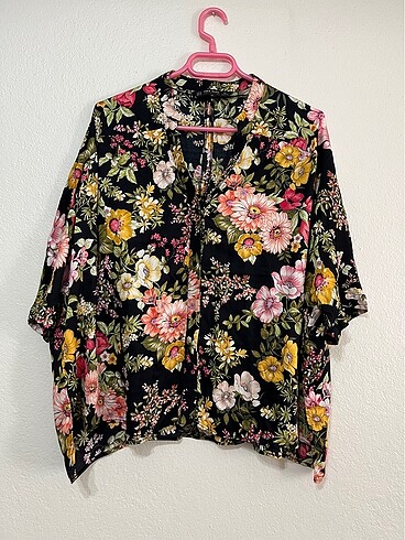 Zara Çiçekli Zara gömlek bluz