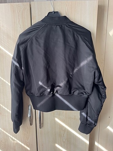 xs Beden siyah Renk Zara model bomber ceket