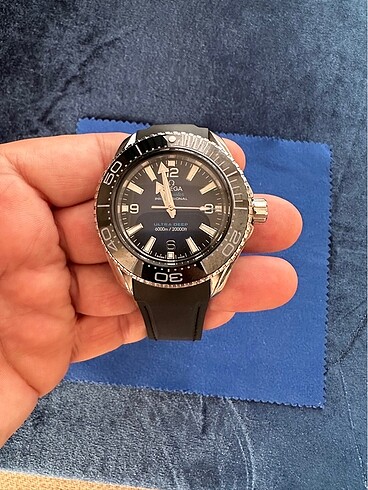 Omega saat
