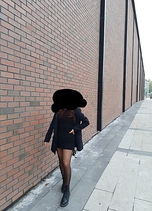 Siyah kenarları büzgülü ipli elbise uzun kollu #siyah #elbise #