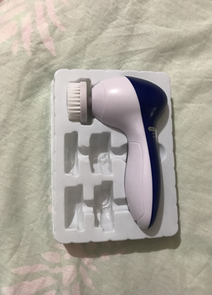 Essence Yüz temizleme cihazı
