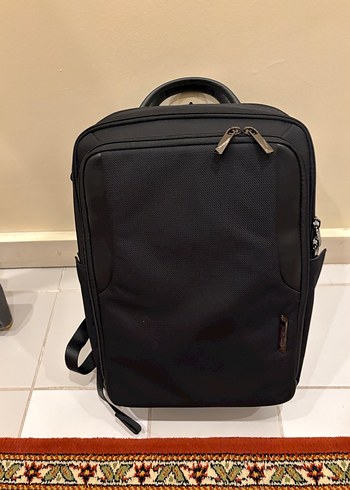 Samsonite Siyah Fermuarlı Sırt Çantası
