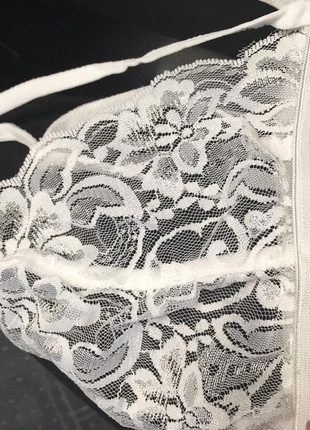 American Apparel Dantel bralette