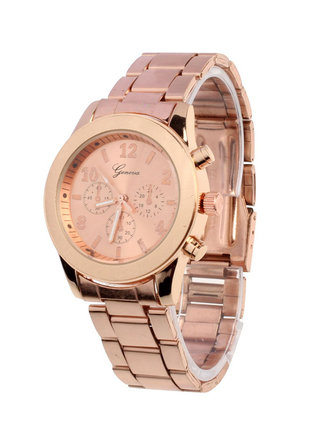 Rose gold metal saat 