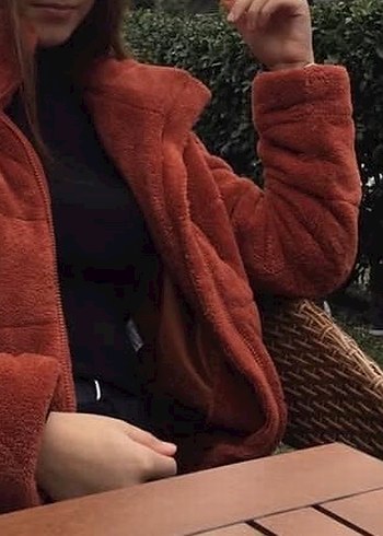 Turuncu Kürklü Kadın Mont