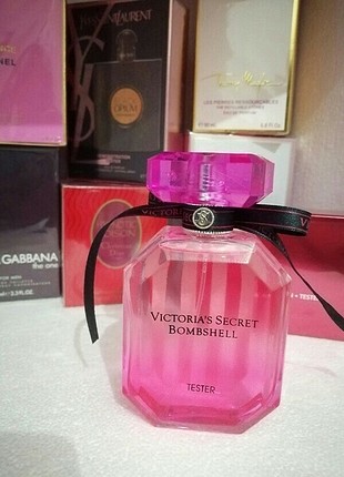 VICTORIA'S SECRET BOMBSHELL 