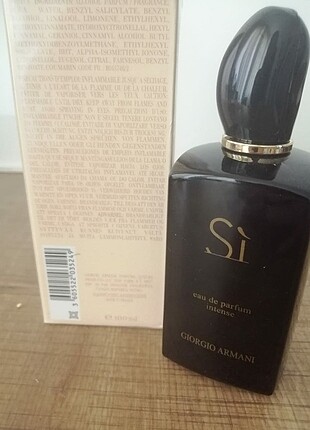 Armani si