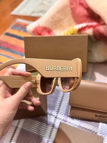 Beden ten rengi Renk BURBERRY GÖZLÜK