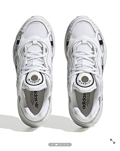 39,5 Beden Adidas sneakers