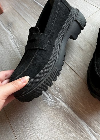 38 Beden Kadın Siyah Klasik Goth Blok Topuklu Loafer