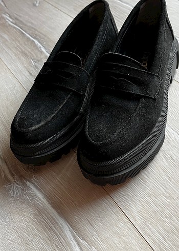 Diğer Kadın Siyah Klasik Goth Blok Topuklu Loafer