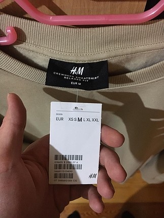 m Beden H&M yeni etiketli sweatshirt