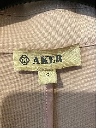 Aker aker trençkot