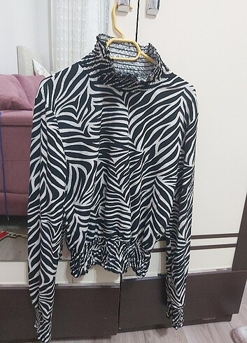 m Beden Zebra desen bluz