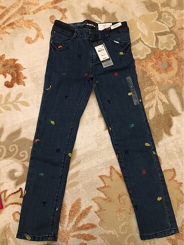 Tommy Hilfiger Orjinal 7-8 yaş tommy kids jean pantolon