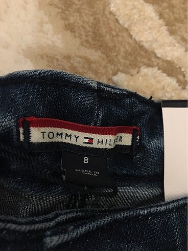 7 Yaş Beden lacivert Renk Orjinal 7-8 yaş tommy kids jean pantolon