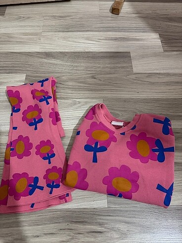 Zara kız çocuk takım
