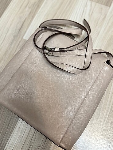 Beden ten rengi Renk Calvin klein çanta