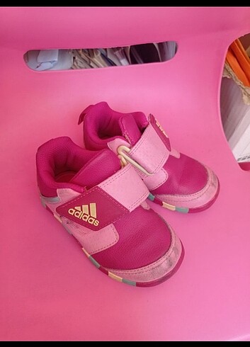 Adidas ayakkabı 