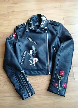 Bershka Kısa Ceket 