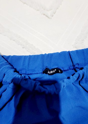 l Beden Mavi Fırfırlı Mini Straplez Bluz