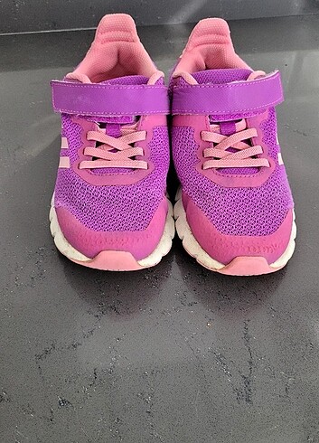 32 Beden Adidas çocuk spor ayakkabı