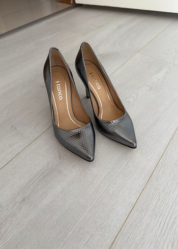 37 Beden Gri Yılan Desenli Tanca Stiletto