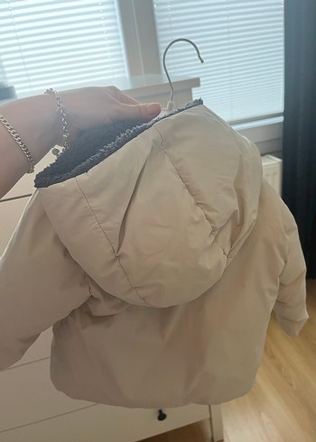 Düğmeli Bej Midi bebek mont - Görsel 4