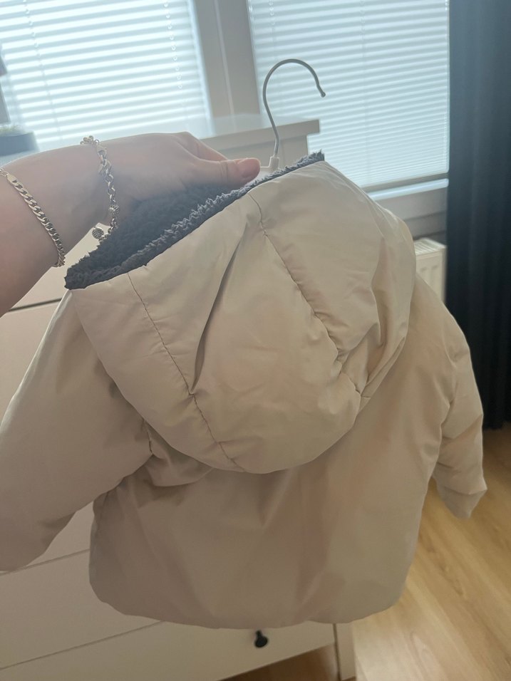 Düğmeli Bej Midi bebek mont - Görsel 4