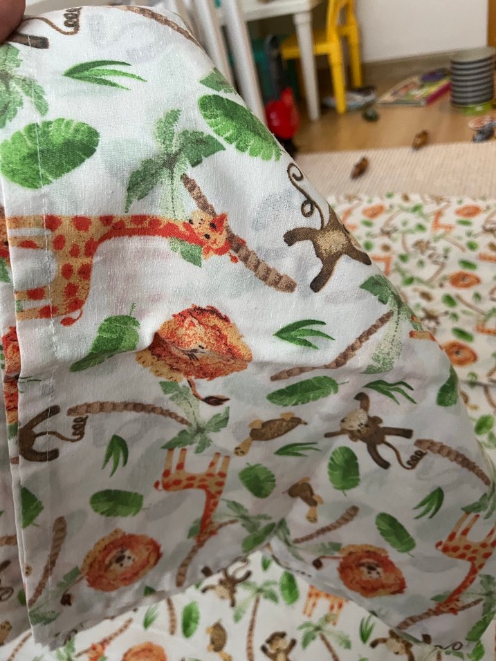 Çocuklar için Çok Renkli Desenli Battaniye - Görsel 2