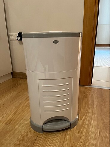 Korbell cöp kovası