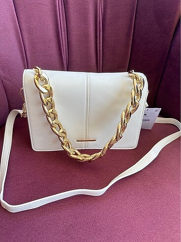 Bershka akordiyon zincirli clutch çanta