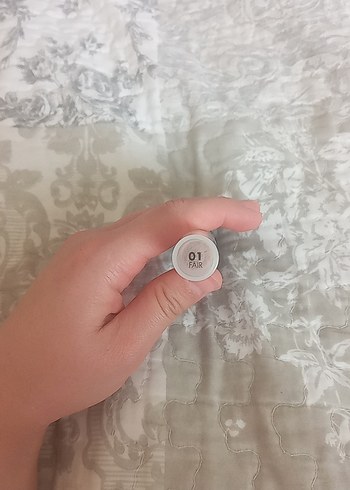 Deborah Milano Deborah Instant Lift Kapatıcı ve Aydınlatıcı