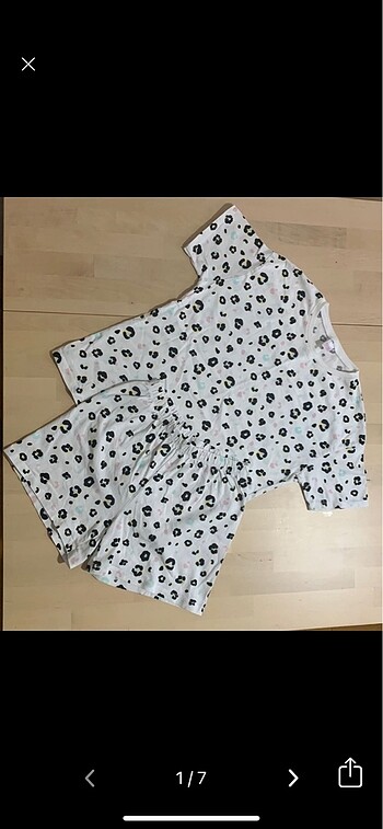 Şortlu pijama takımı