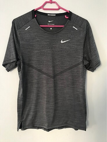 NIKE DRI-FIT RUNNING TİŞÖRT
