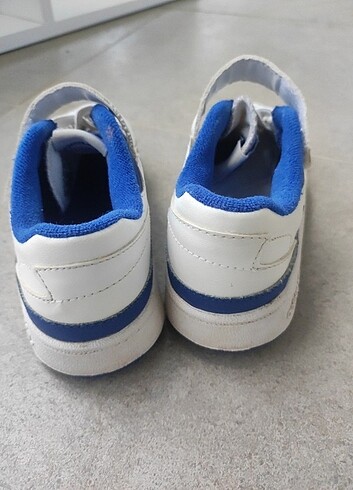 30 Beden Adidas spor ayakkabı