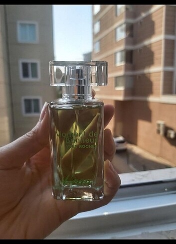 Yves rocher moment de bonheur parfüm 