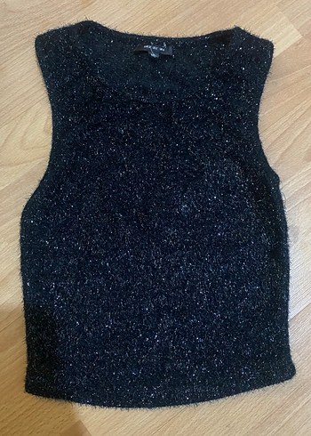 Parlak Siyah Kadın Kolsuz Bluz - Görsel 5