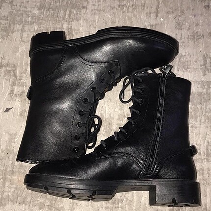 ZARA 39 NUMARA POSTAL BOT